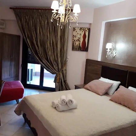 Paradise Apartment *