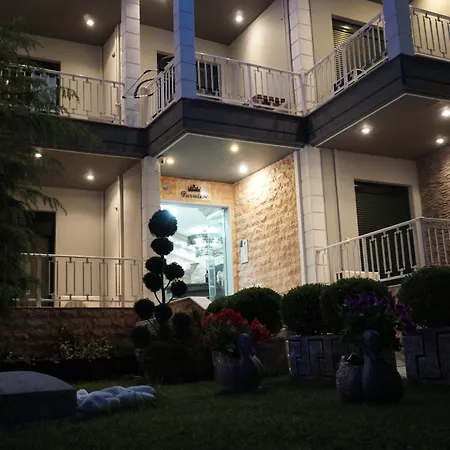 Apartment Paradise *