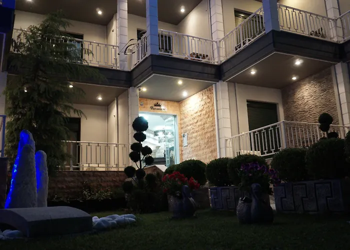 Апартаменты Paradise *